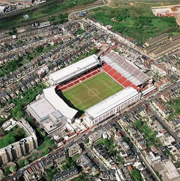 Sân vận động Highbury Stadium - Ngôi đền linh thiêng của Arsenal