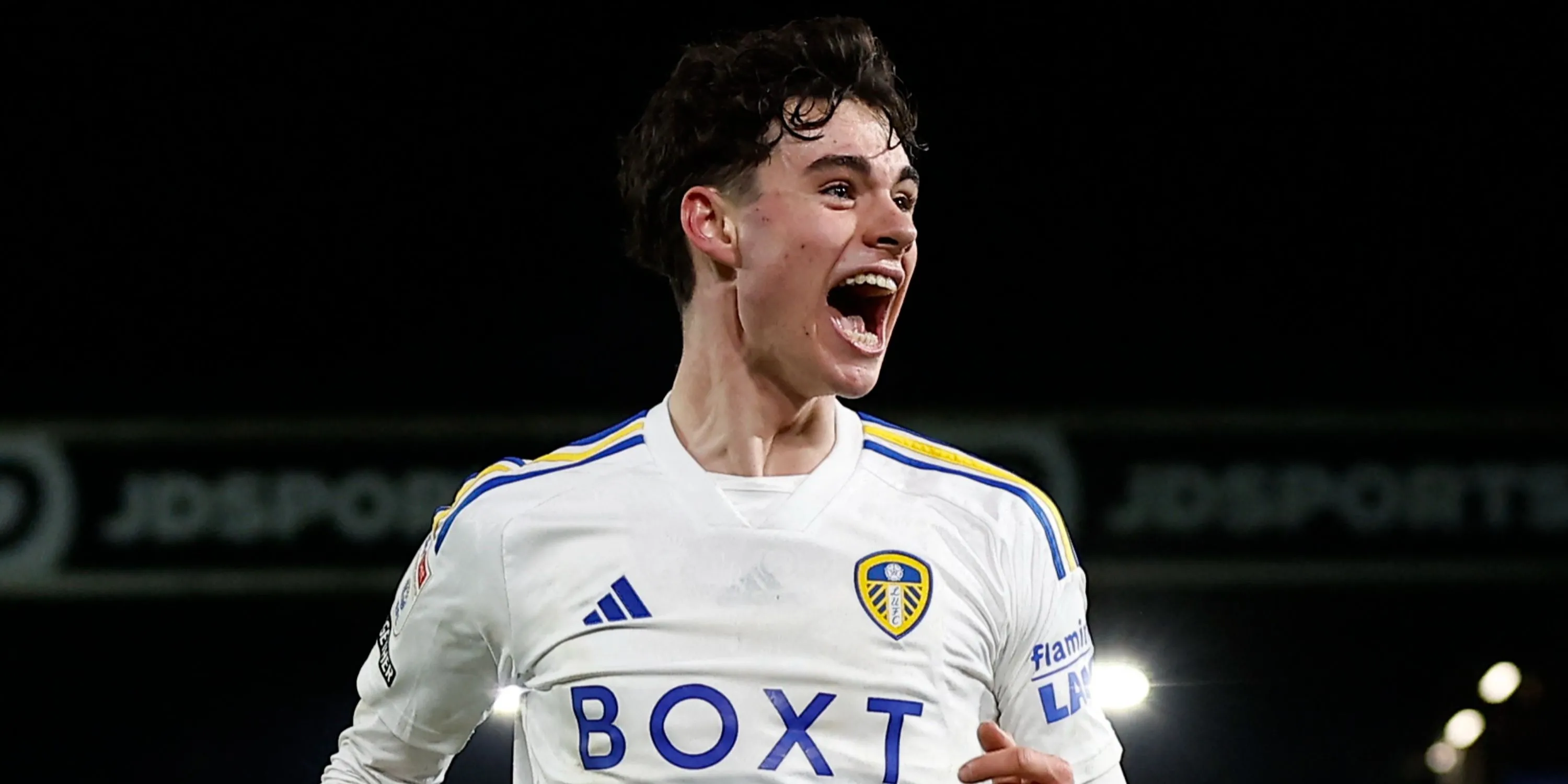 Archie Gray khi còn khoác áo Leeds United trước khi chuyển sang Tottenham