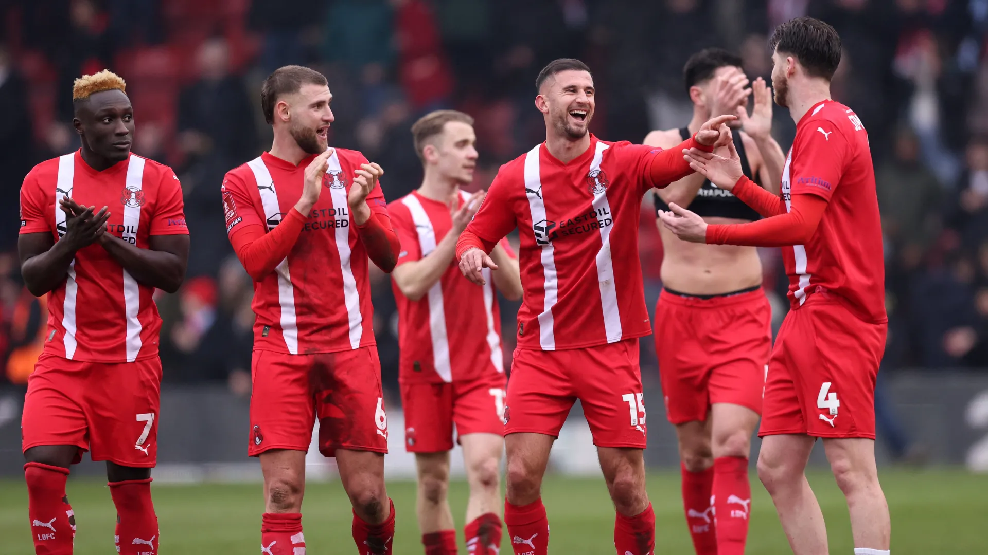 Câu lạc bộ Leyton Orient đối mặt nhiều thay đổi nhân sự
