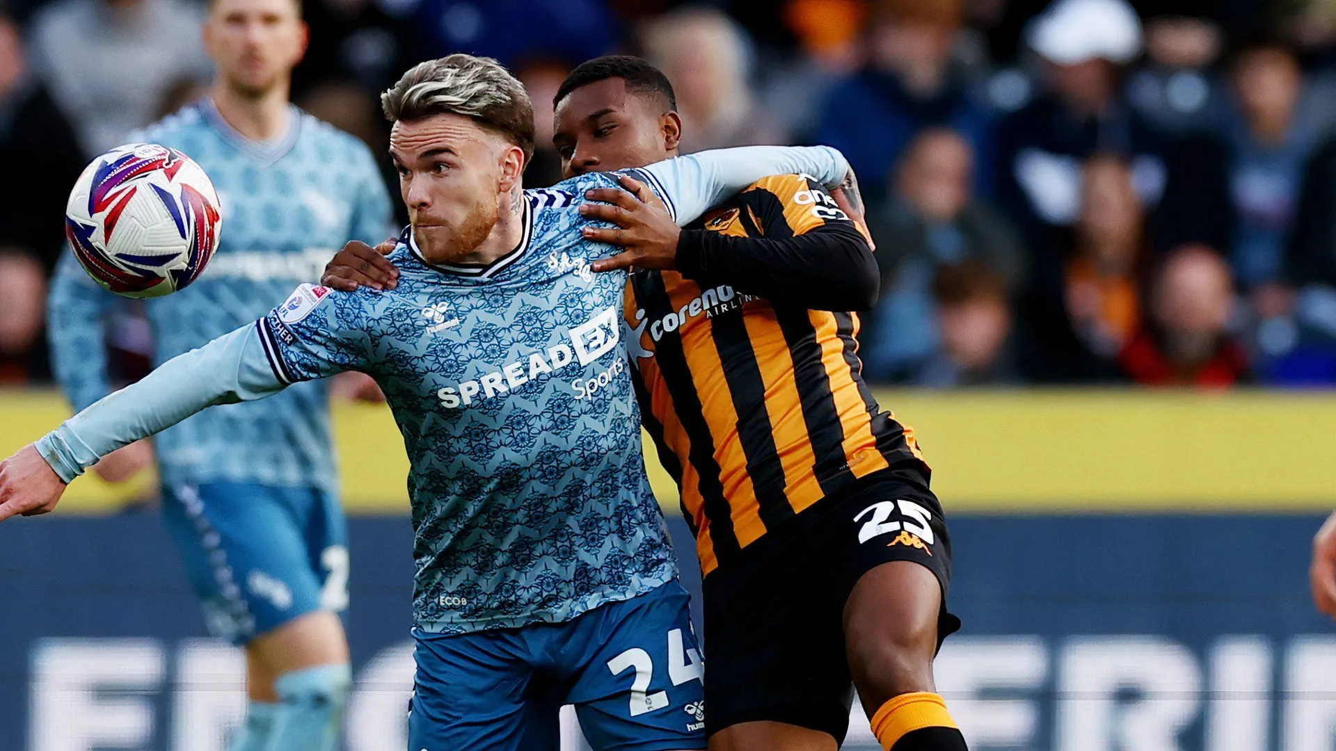 Cầu thủ Oscar Zambrano trong màu áo Hull City thi đấu tại Championship