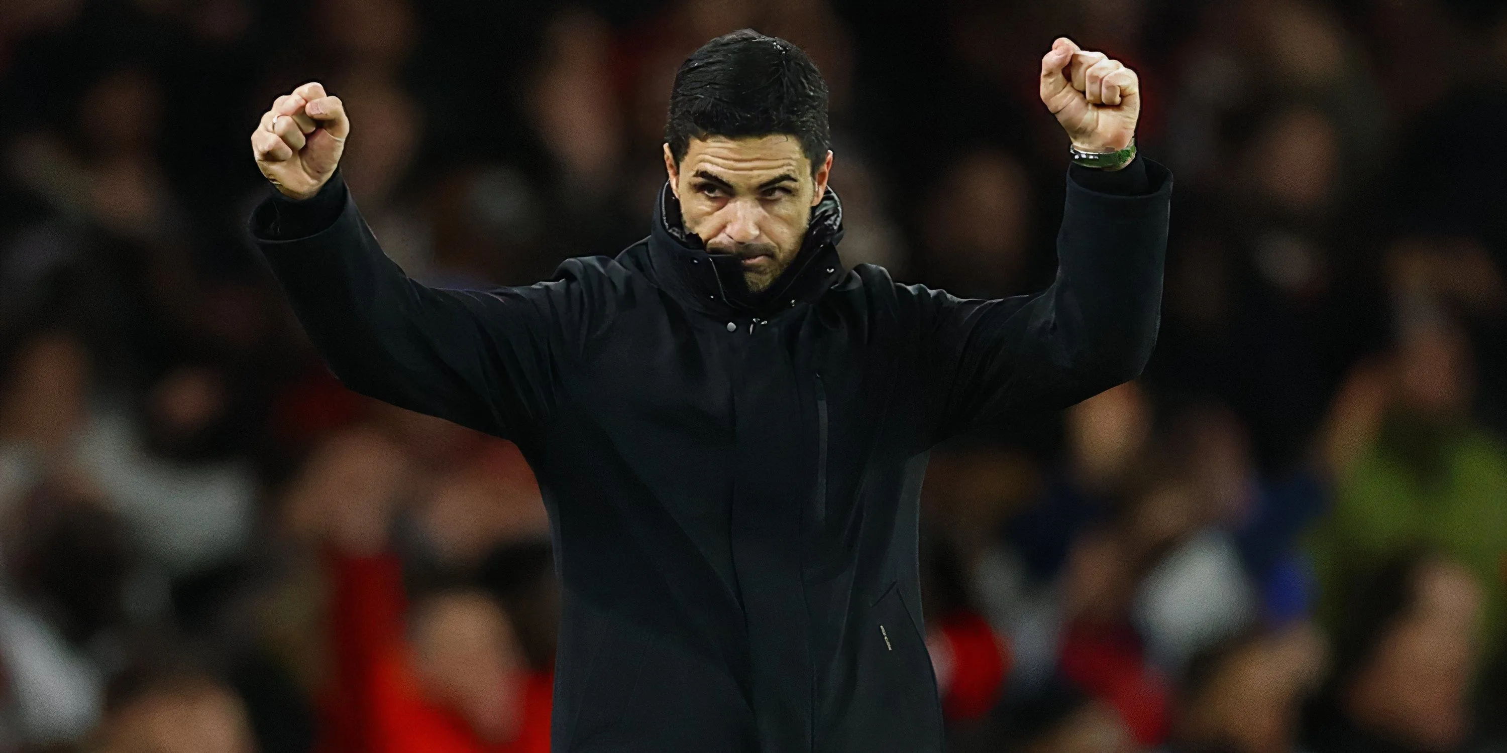 HLV Mikel Arteta ăn mừng, thể hiện tham vọng tăng cường sức mạnh cho Arsenal