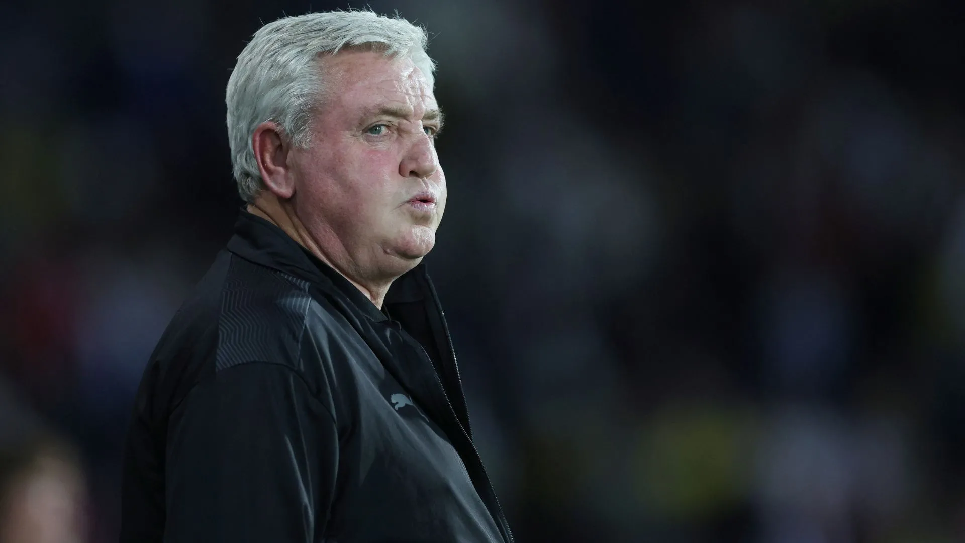 HLV Steve Bruce phát biểu sau khi Richard Keogh rời Blackpool