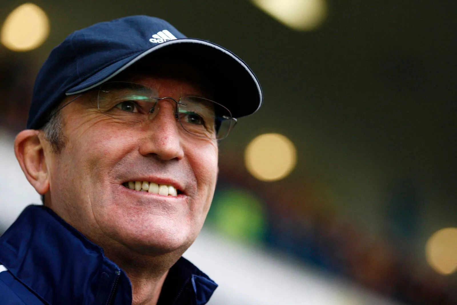 HLV Tony Pulis chỉ đạo tại Stoke City