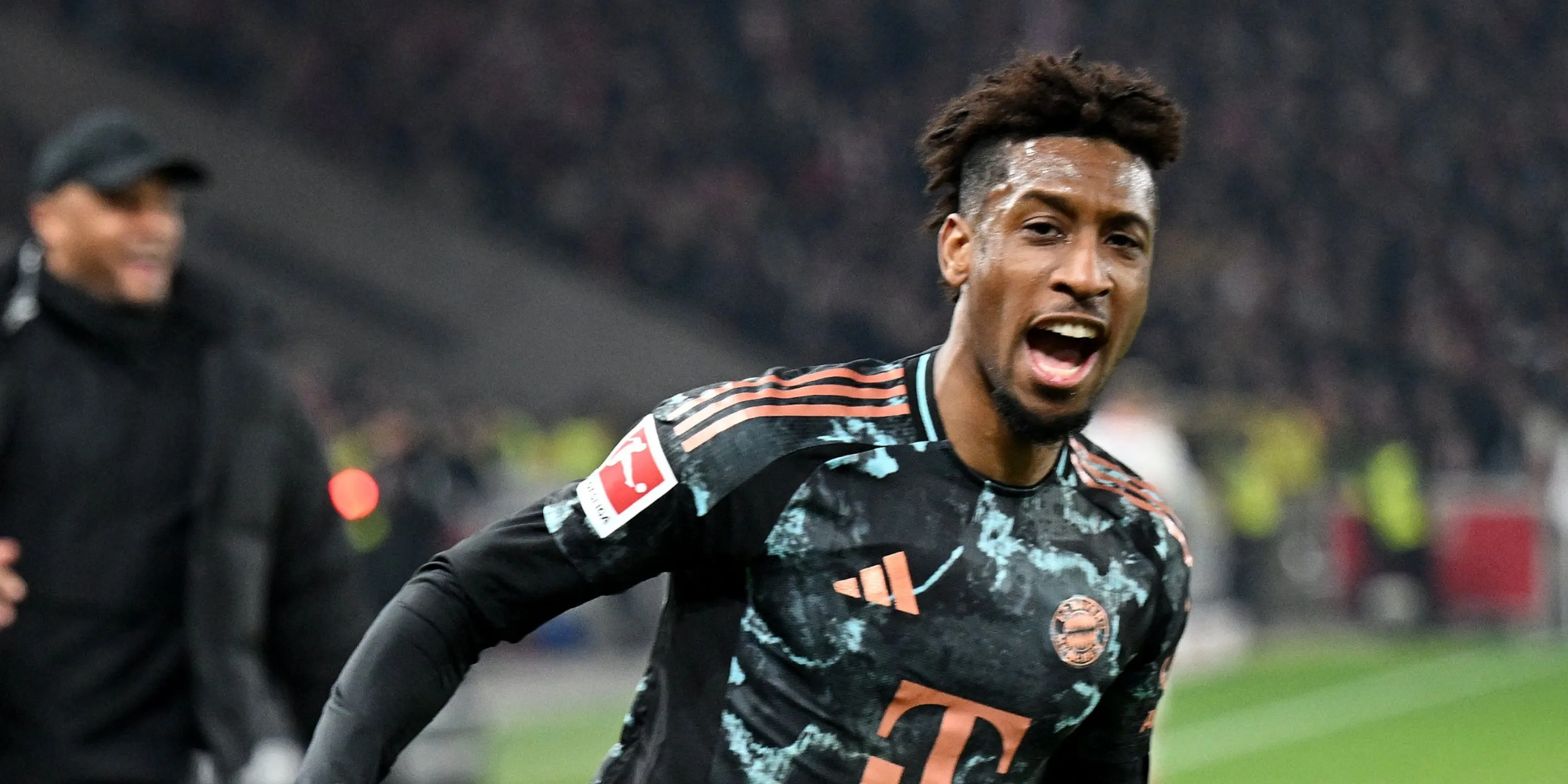 Kingsley Coman thi đấu cho Bayern Munich tại Bundesliga