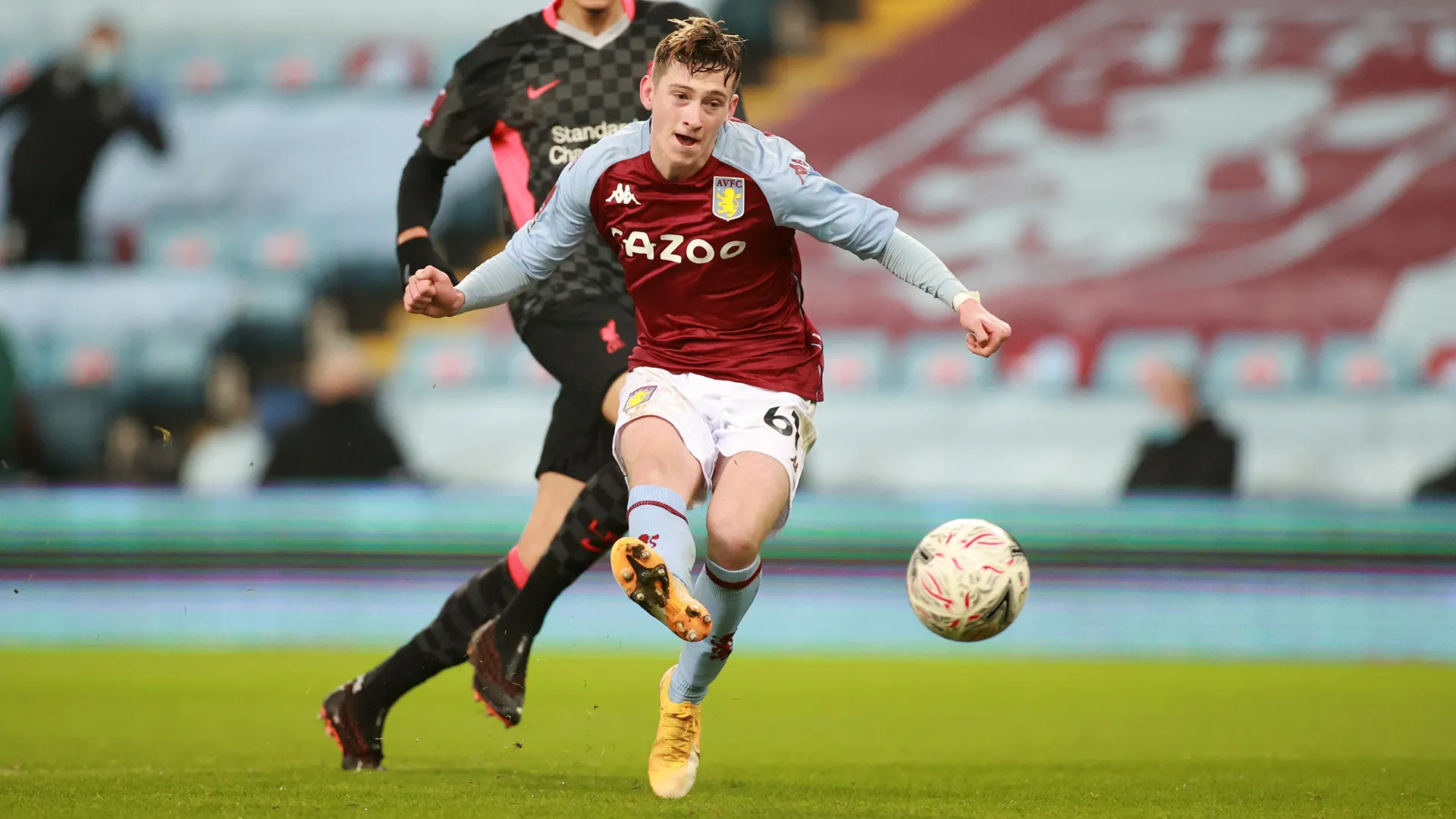 Louie Barry trong màu áo Aston Villa