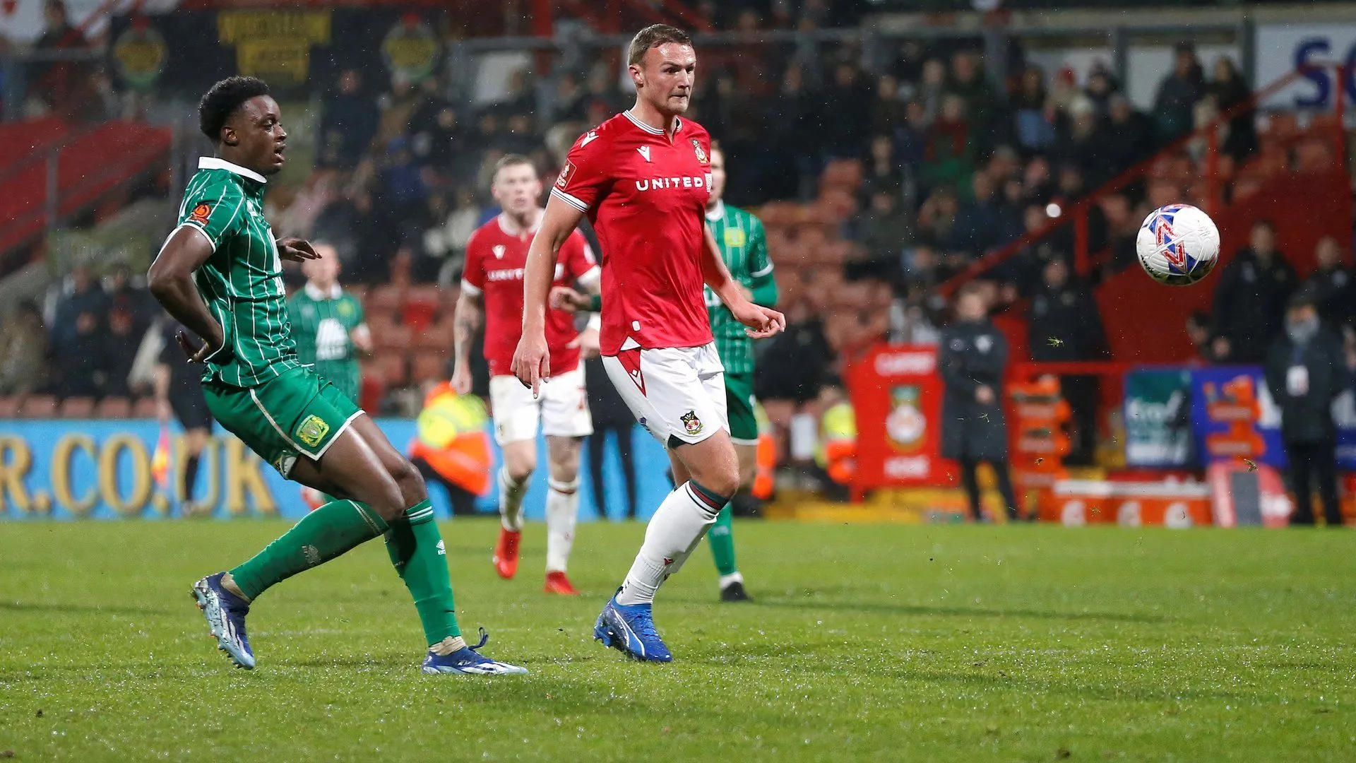 Sam Dalby trong màu áo Dundee United thi đấu tại Scottish Premiership