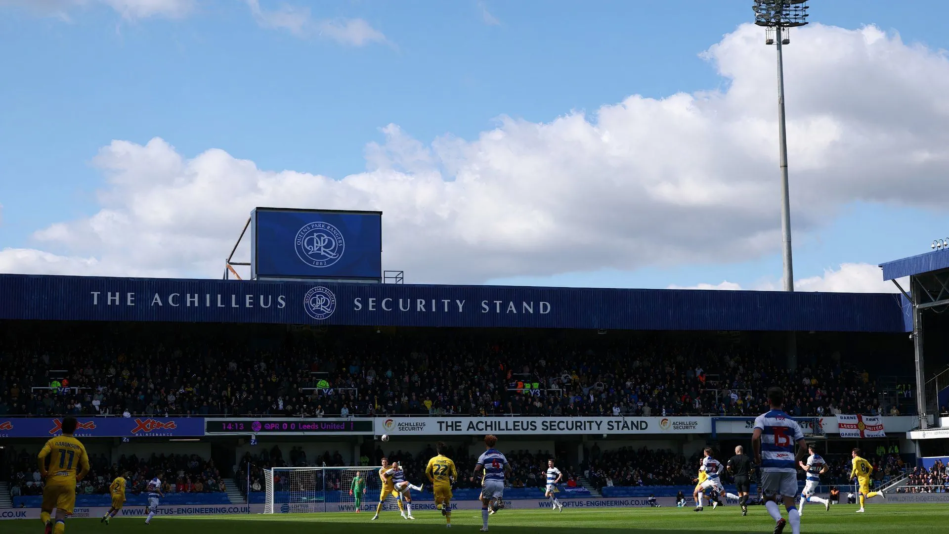 Sân Loftus Road, sân nhà của QPR