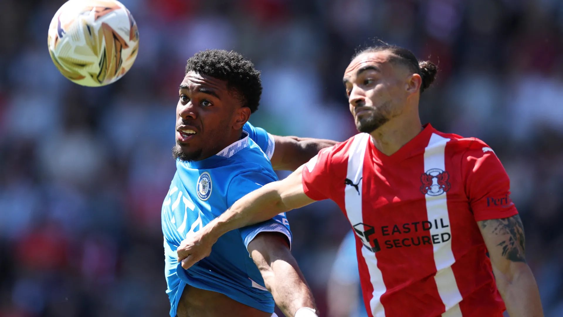 Tiền vệ chạy cánh Randell Williams sắp rời Leyton Orient