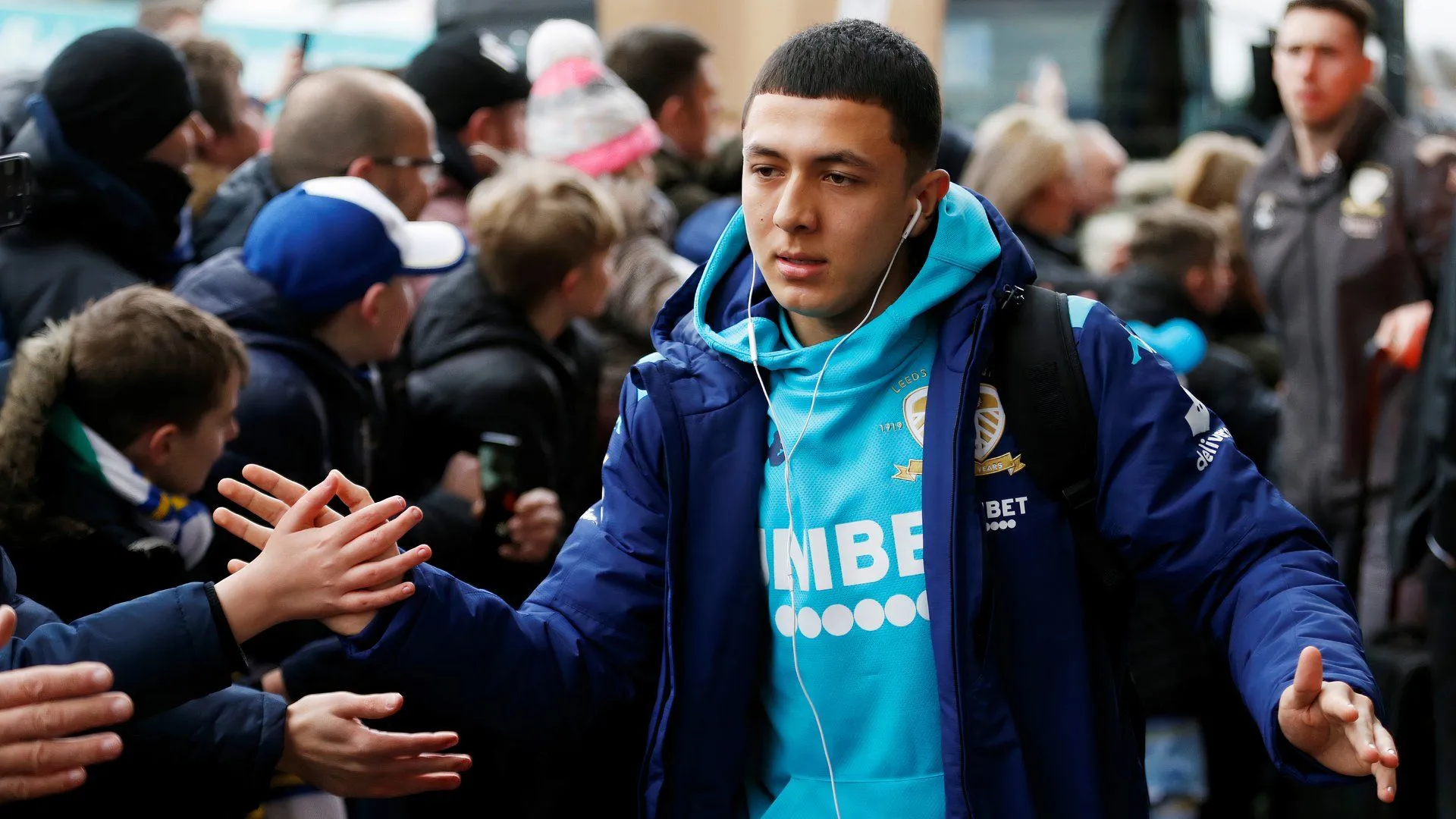 Tiền vệ Ian Poveda trong màu áo Leeds United