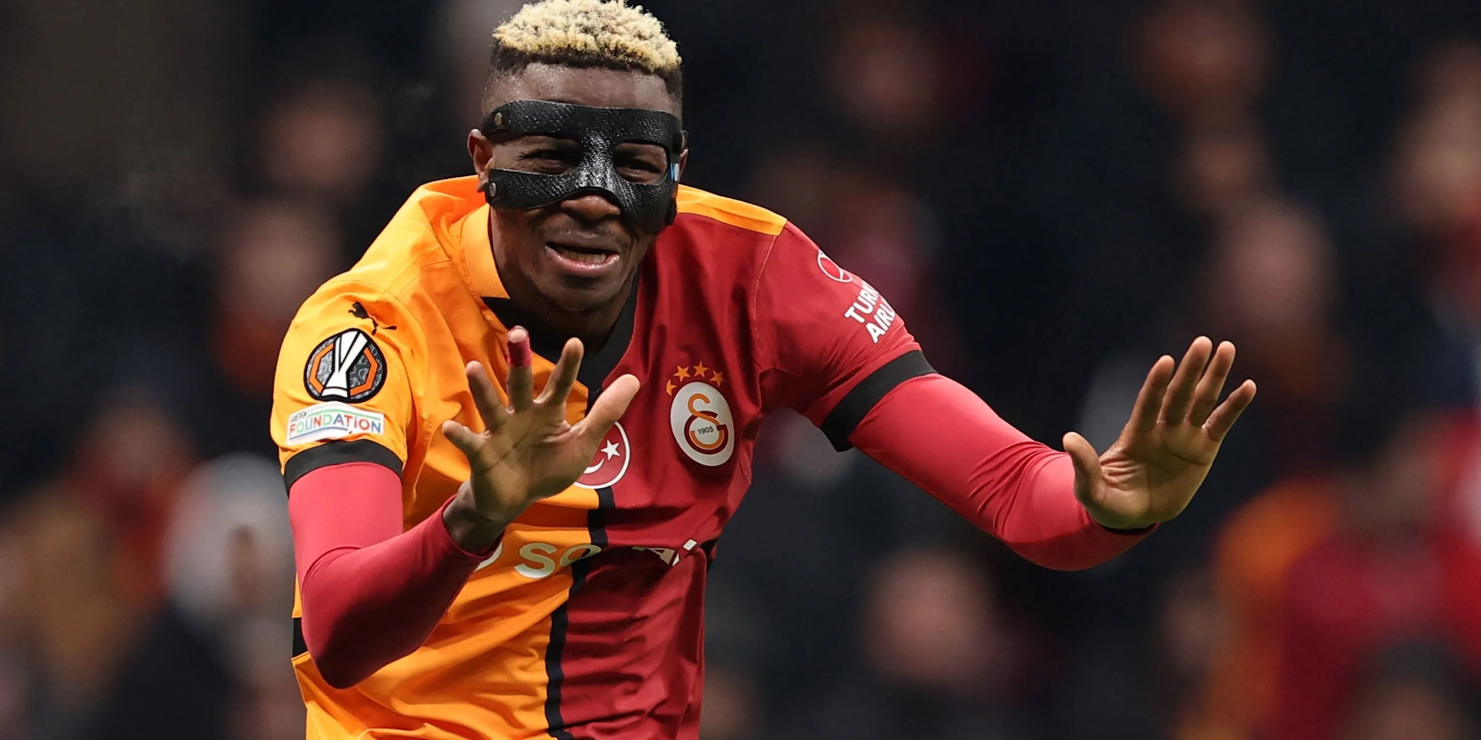 Victor Osimhen thi đấu bùng nổ trong màu áo Galatasaray