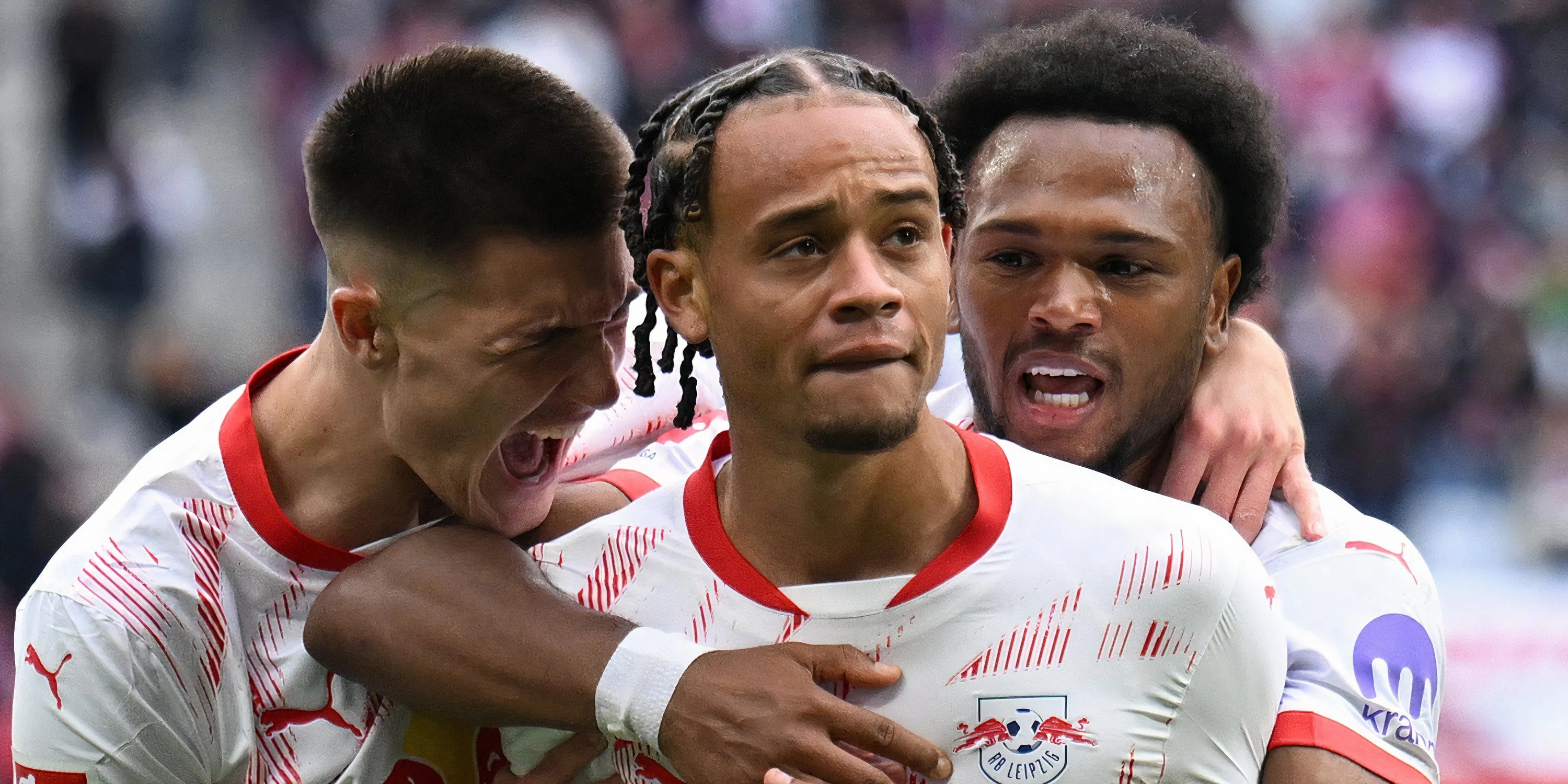Xavi Simons ăn mừng bàn thắng cho RB Leipzig