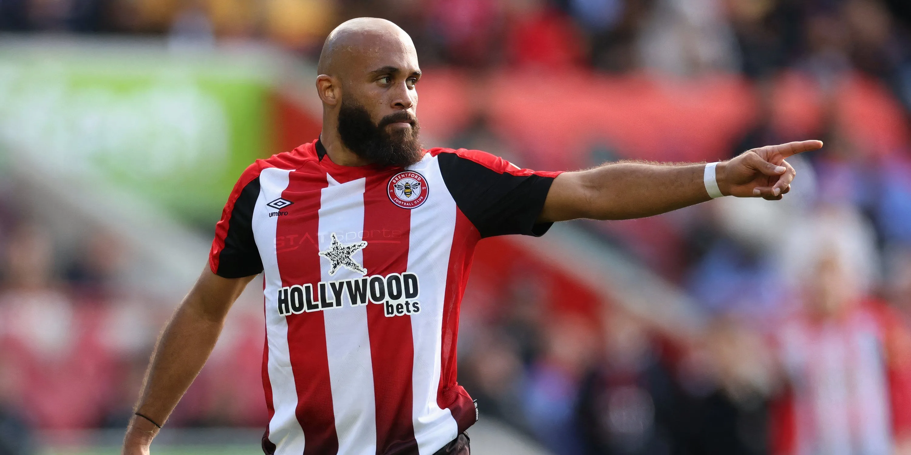 Bryan Mbeumo của Brentford ăn mừng bàn thắng