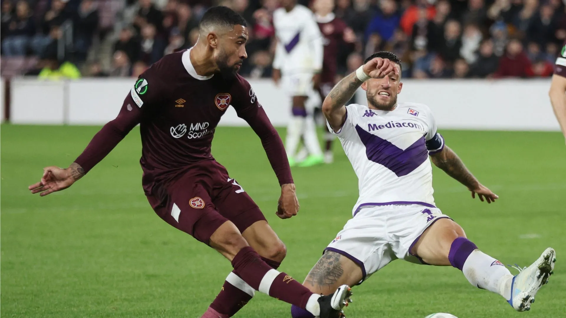 Josh Ginnelly trong màu áo Hearts, thời kỳ đỉnh cao trước khi chuyển đến Swansea.