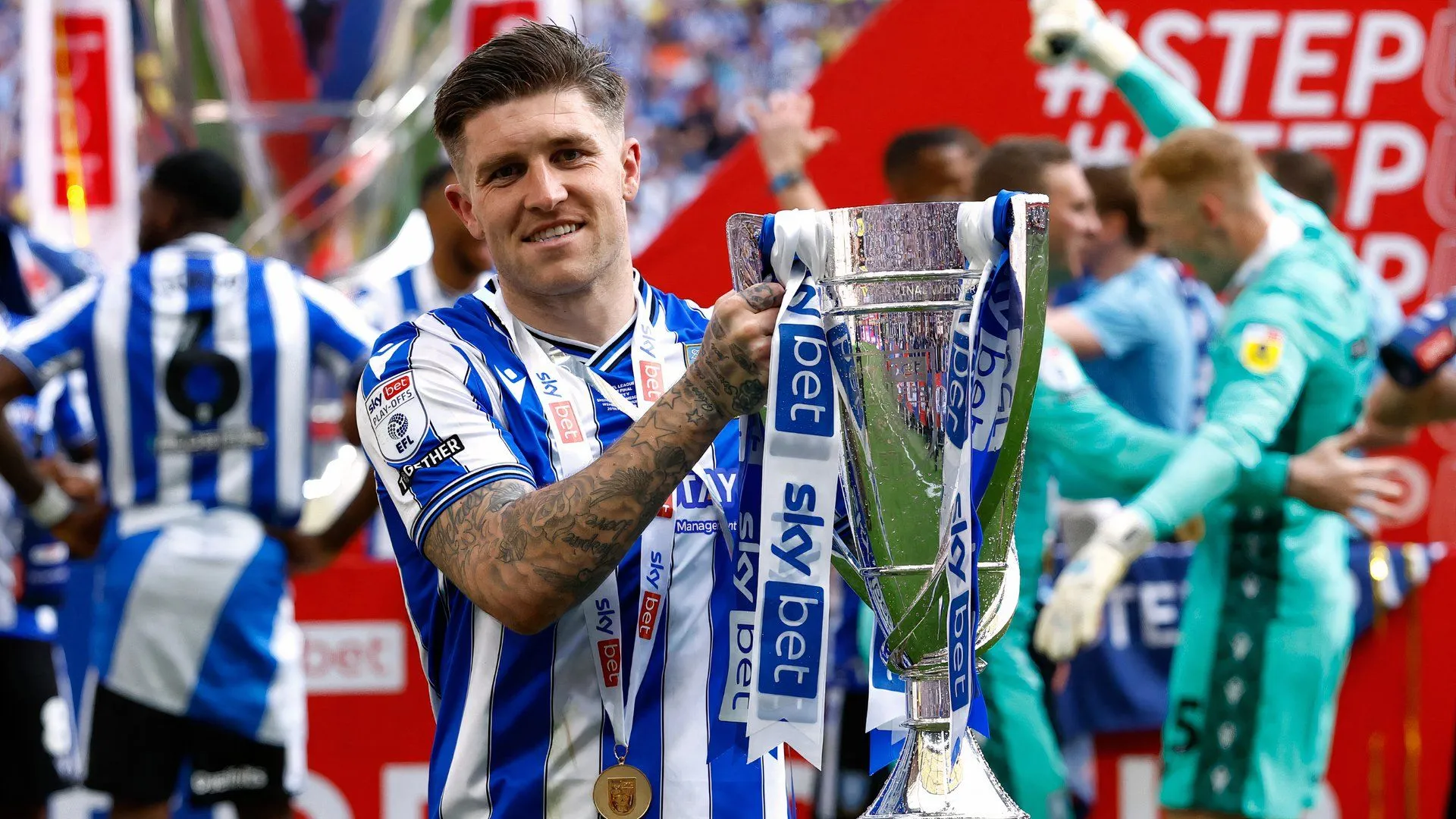 Josh Windass thi đấu cho Sheffield Wednesday, cầu thủ đang được Derby County quan tâm chuyển nhượng