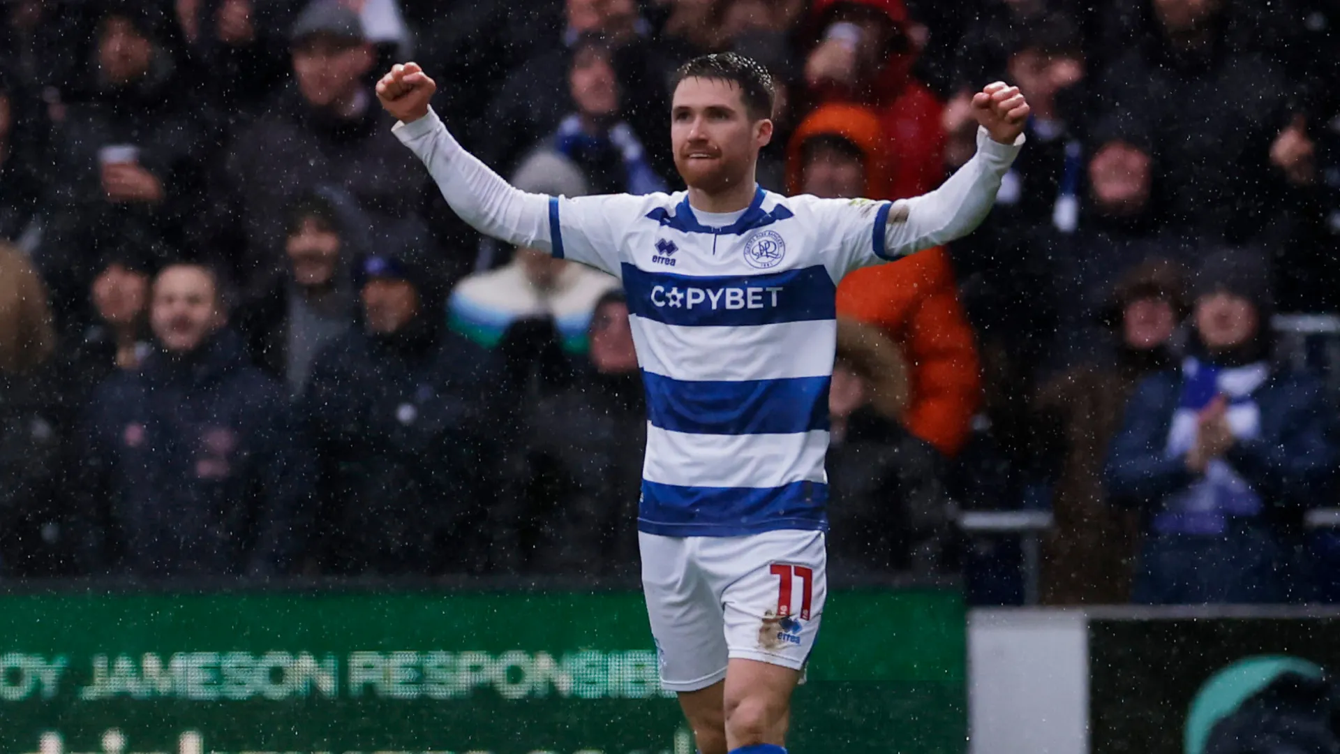 Paul Smyth thi đấu cho QPR, tương lai đang được quan tâm sau kỳ chuyển nhượng