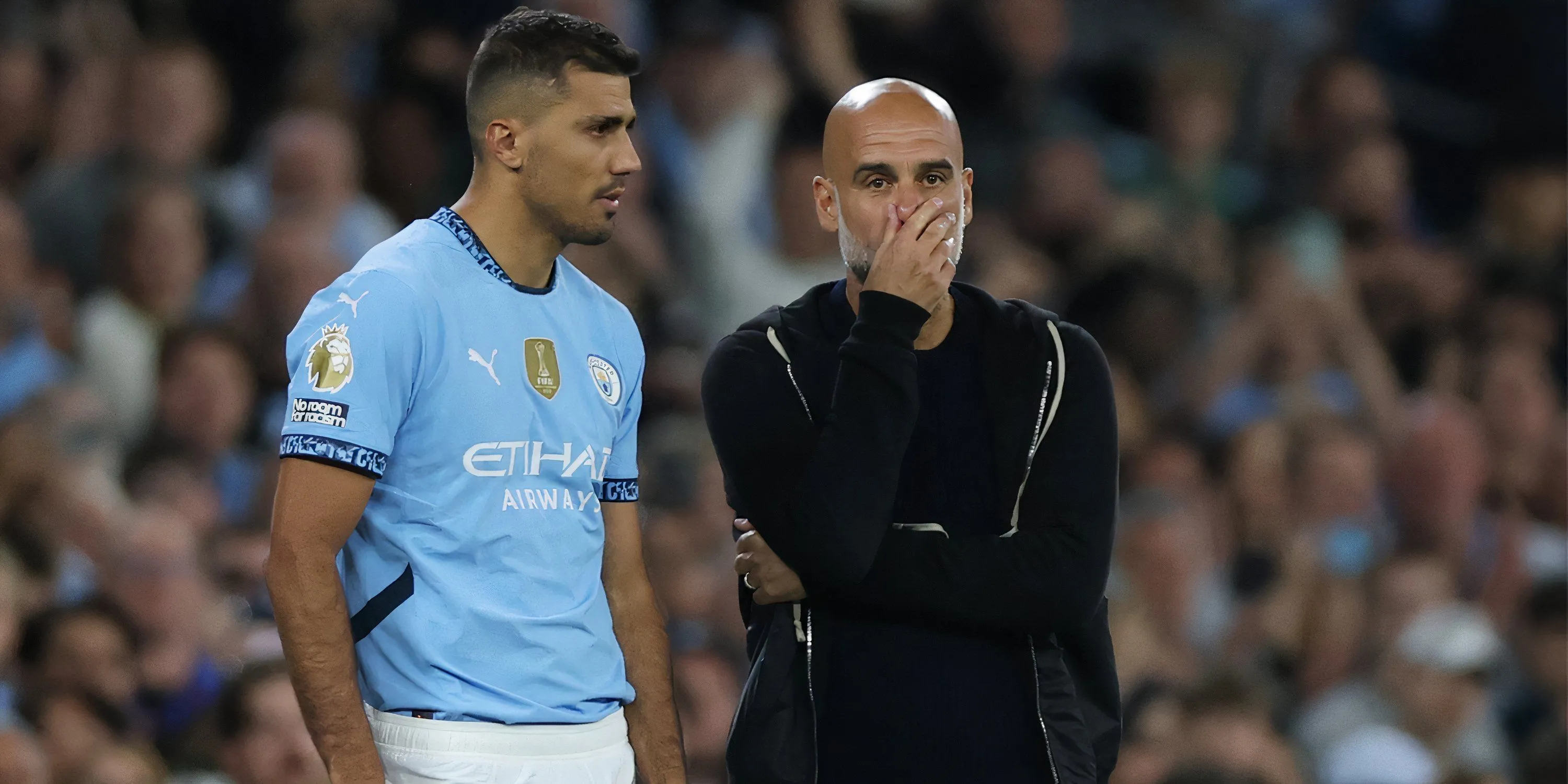 Rodri của Manchester City điều tiết nhịp độ trận đấu