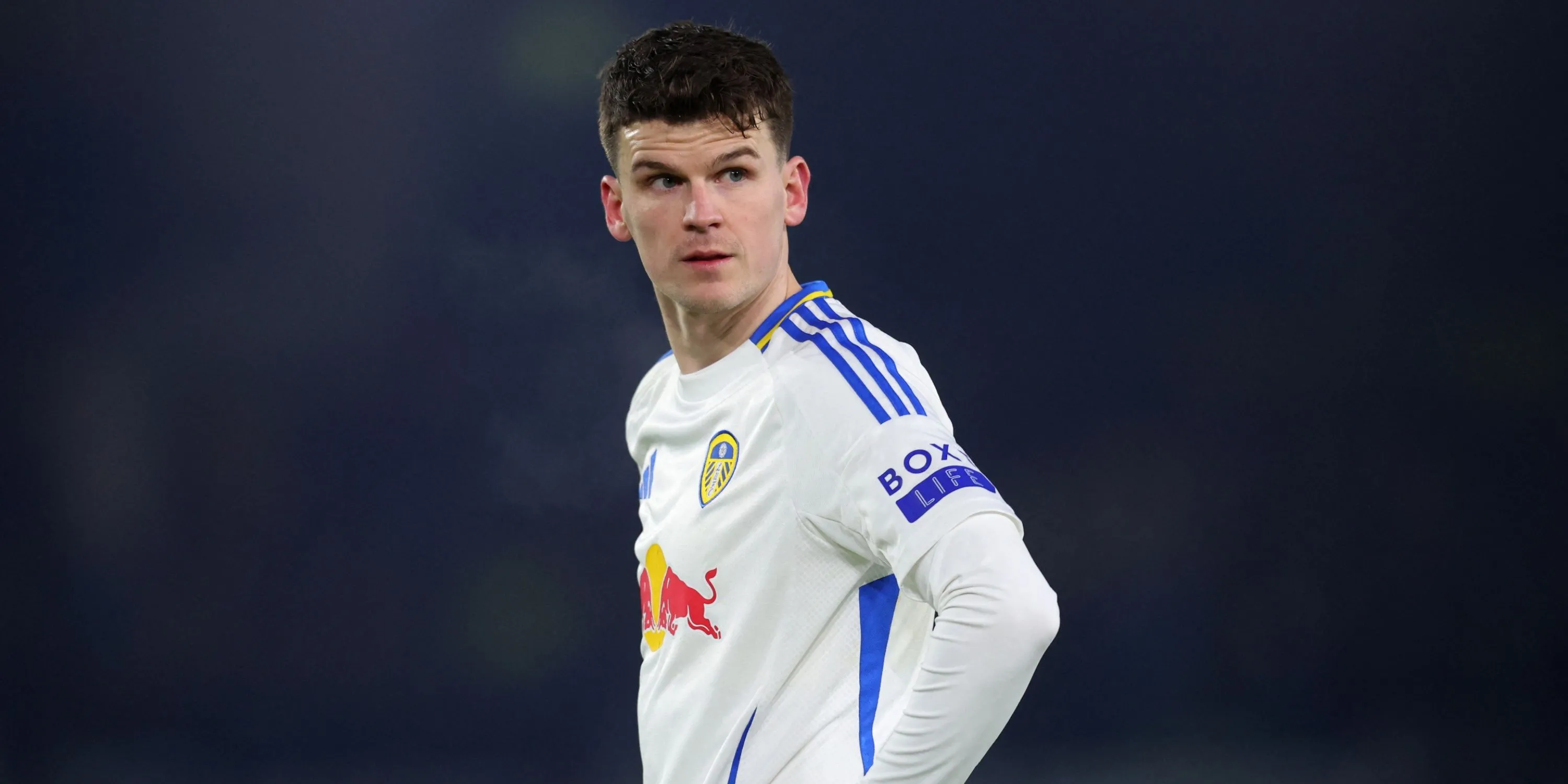 Sam Byram ký hợp đồng mới với Leeds United, tăng cường chiều sâu hàng thủ
