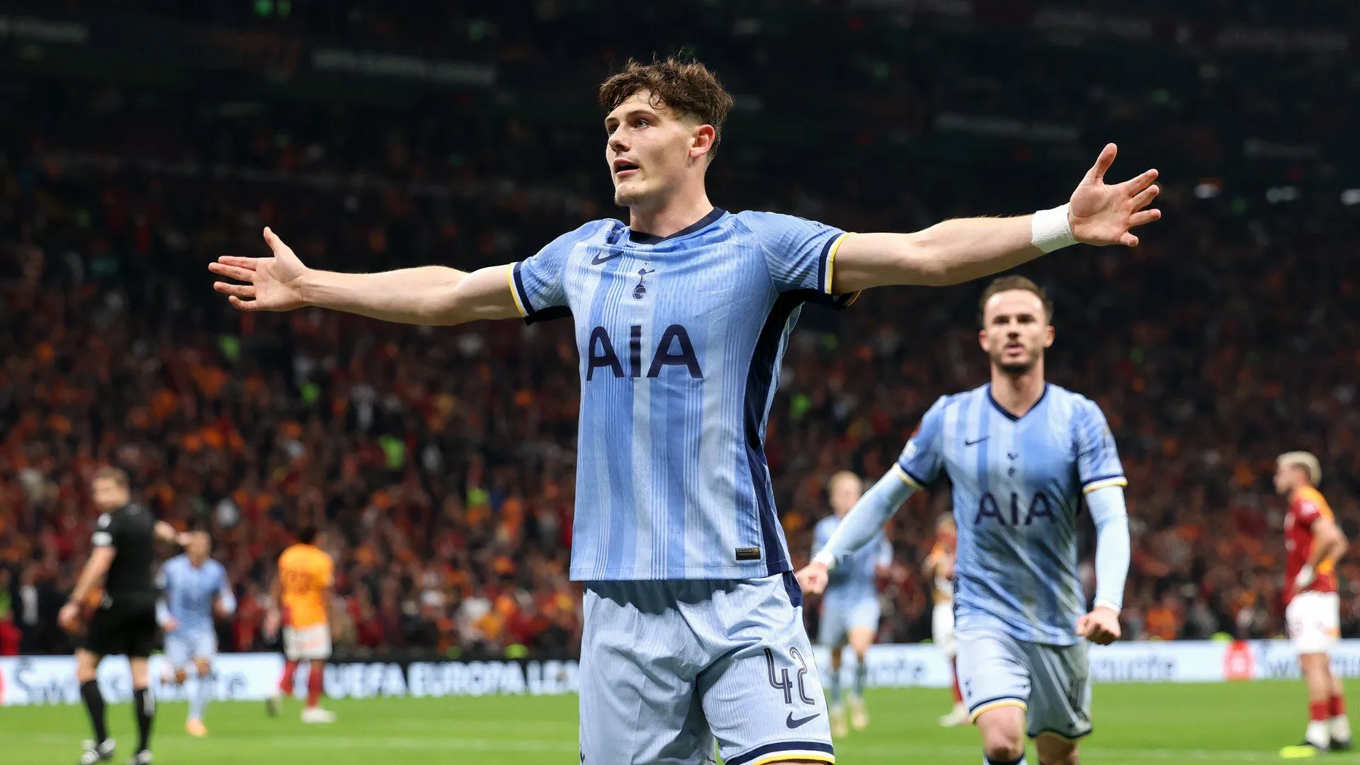 Tiền đạo trẻ Will Lankshear của Tottenham Hotspur, tài năng được Birmingham City săn đón cho tham vọng thăng hạng