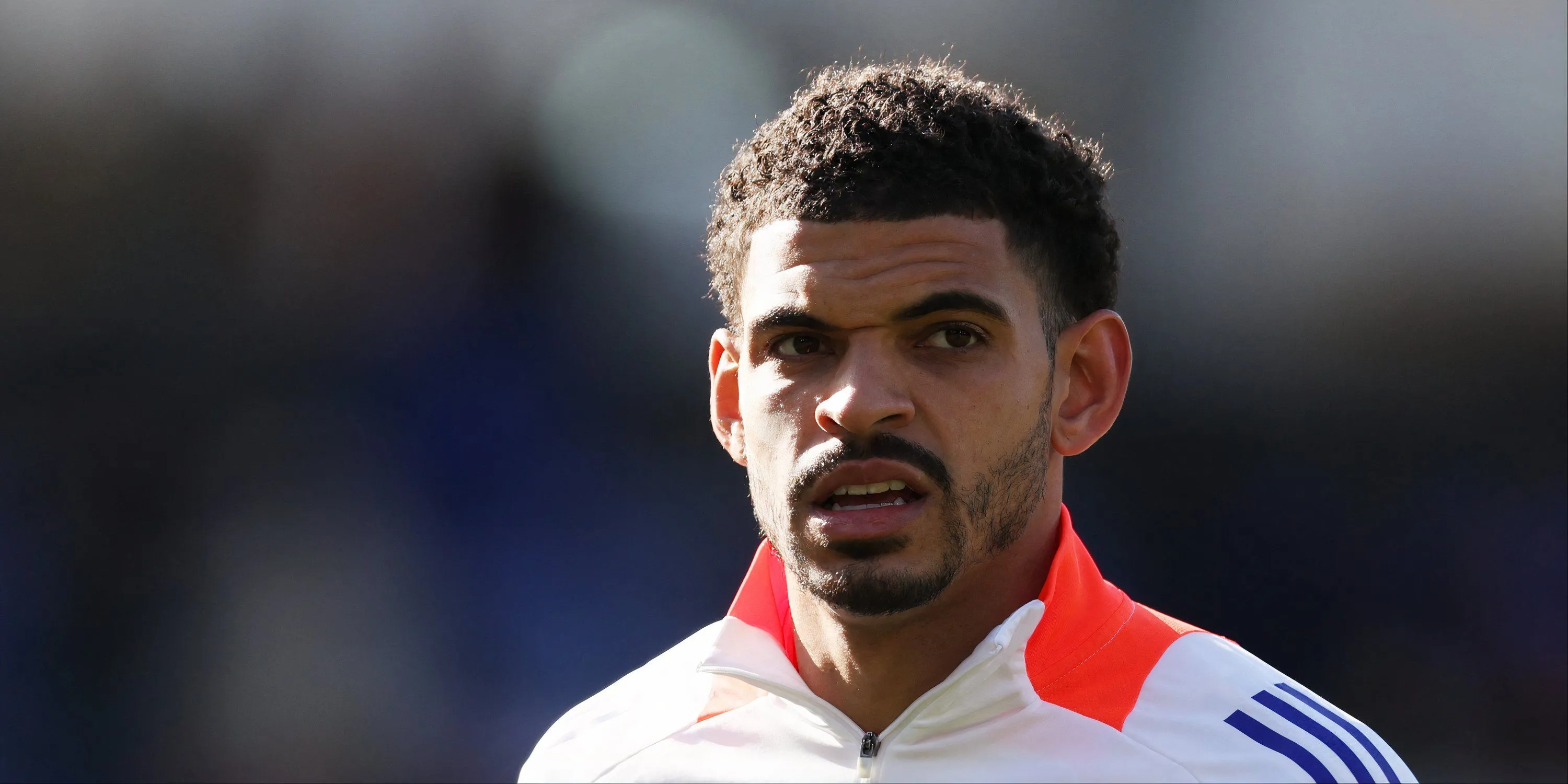 Tiền vệ Morgan Gibbs-White trong màu áo Nottingham Forest