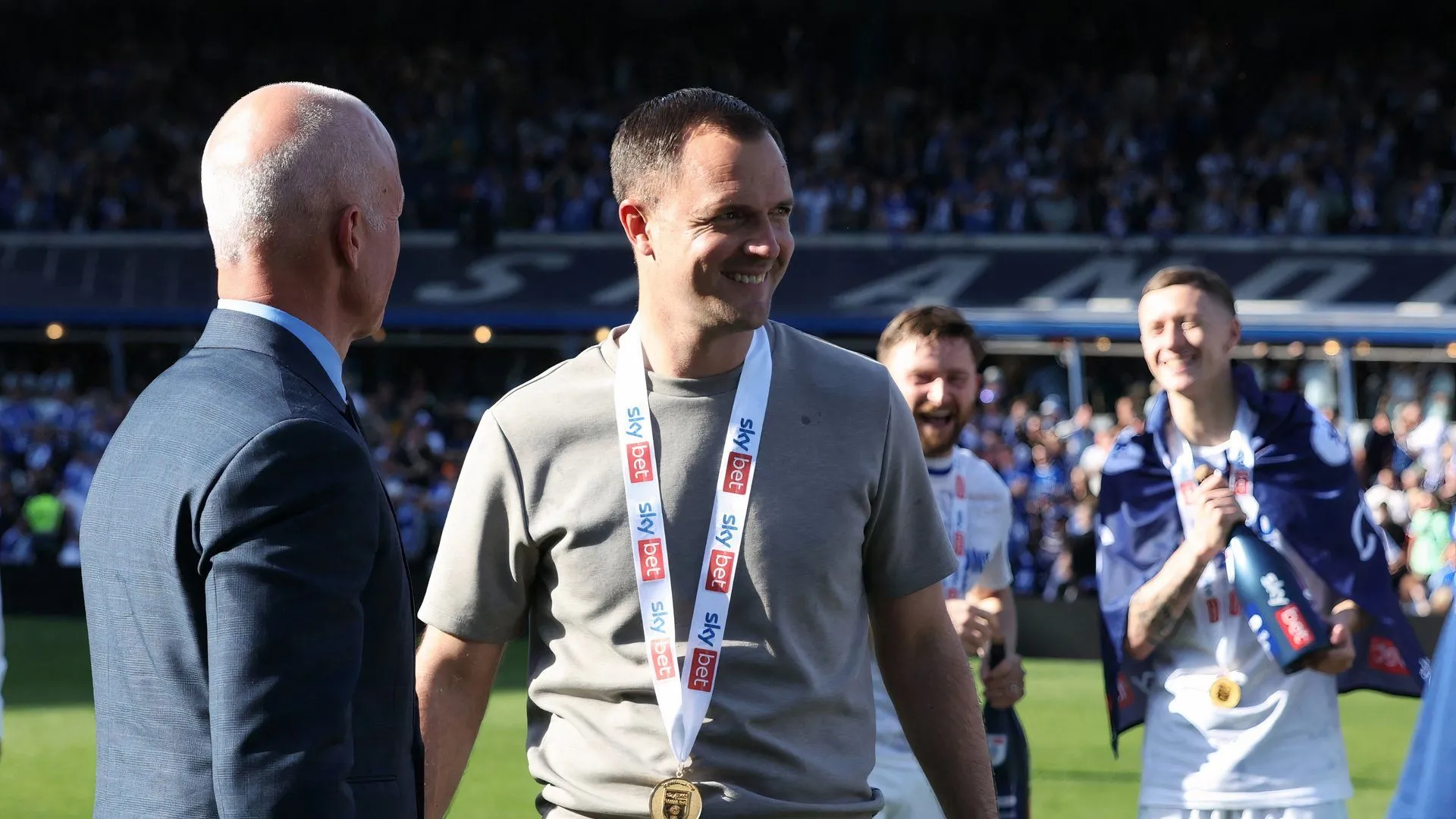 Chris Davies và đồng sở hữu Tom Wagner mang đến kỷ nguyên mới cho Birmingham City sau xuống hạng