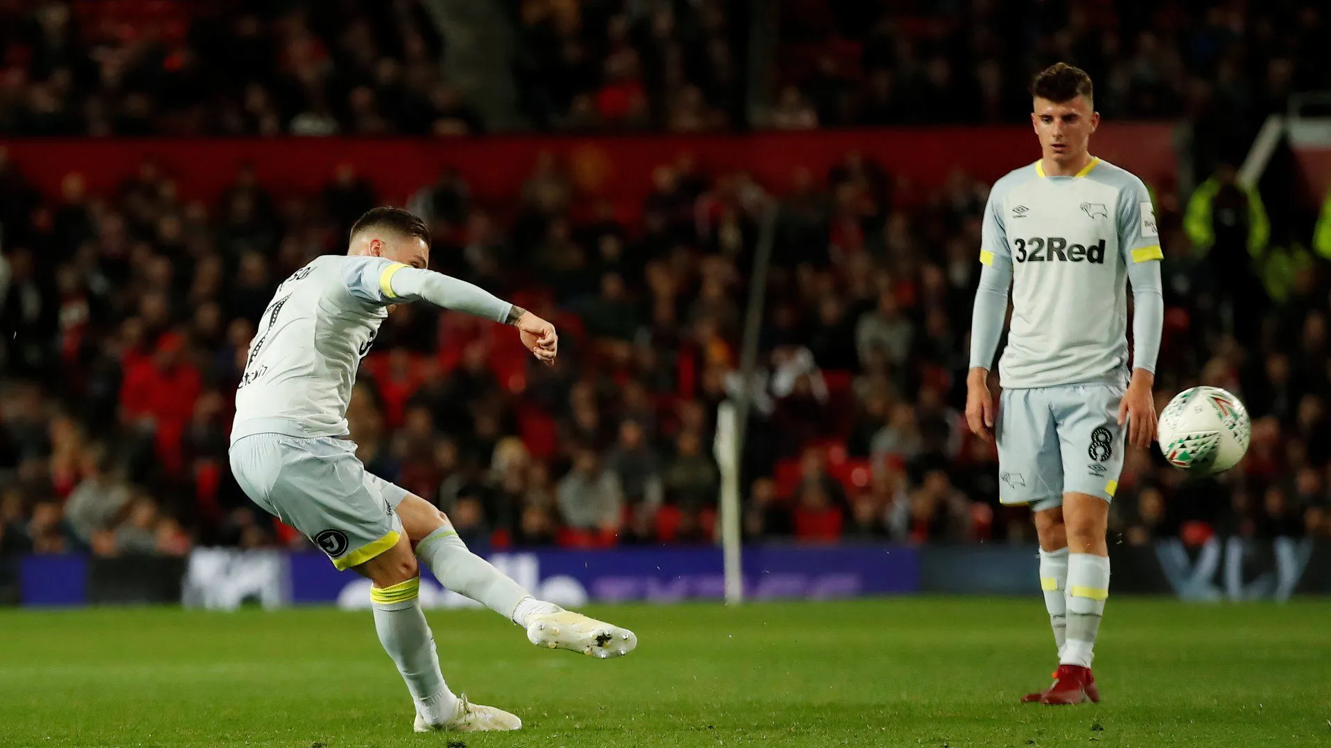 Harry Wilson và Mason Mount sát cánh, tạo nên sức mạnh tấn công đáng sợ cho Derby của Frank Lampard