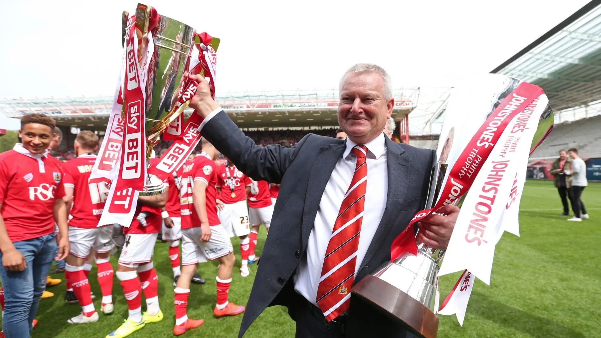 Steve Lansdown, chủ sở hữu tận tâm của Bristol City