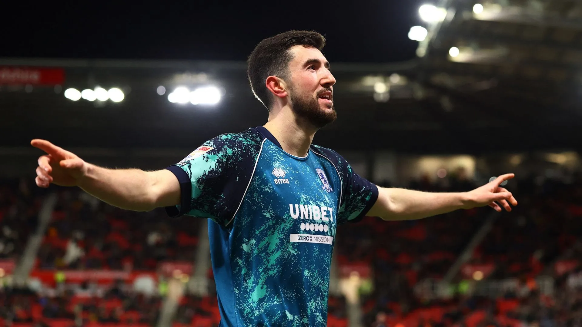 Finn Azaz tại Middlesbrough không được lòng fan
