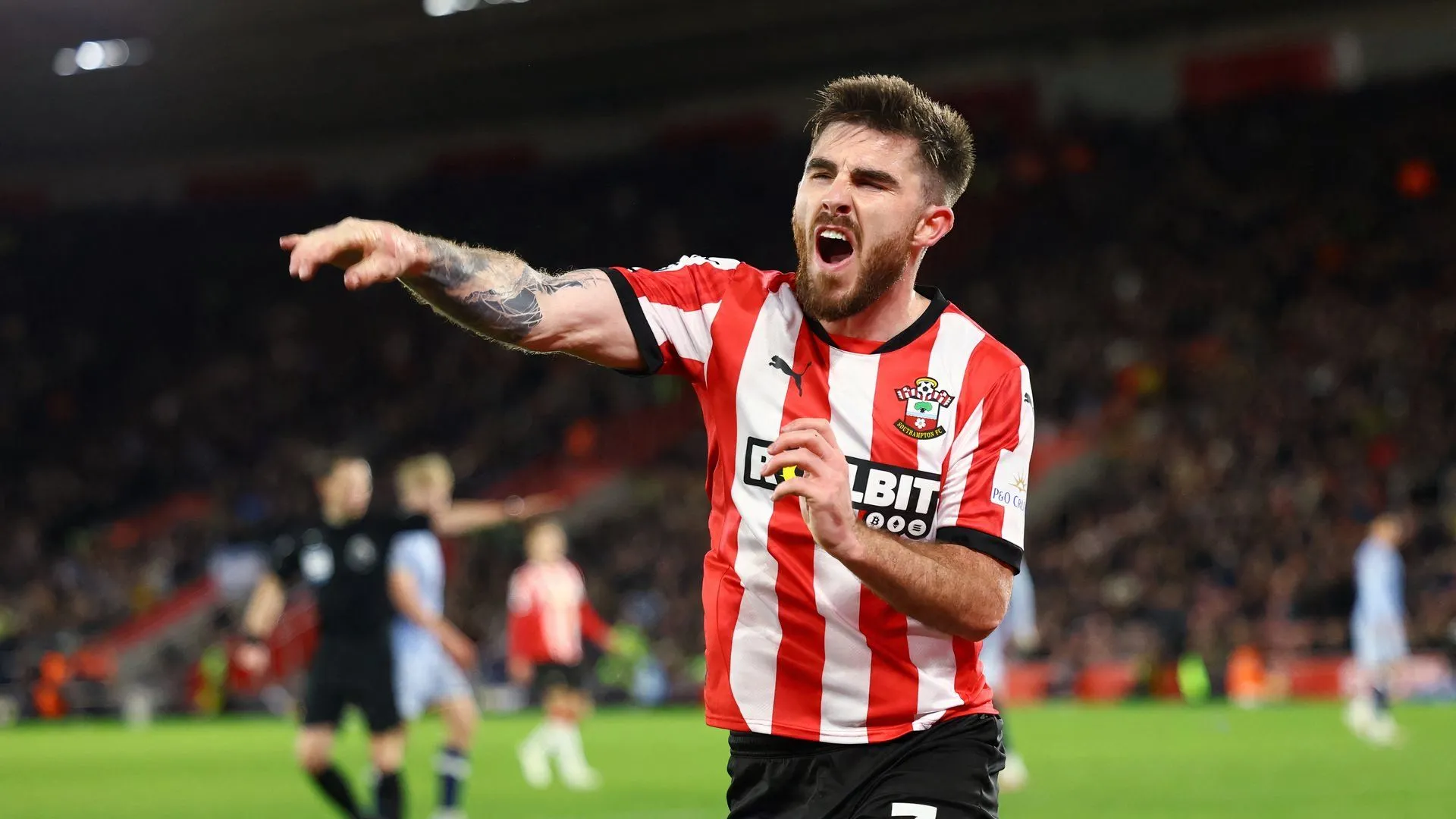 Ryan Manning, cầu thủ chạy cánh trái sở hữu khả năng kiến tạo và ghi bàn ấn tượng cho Southampton