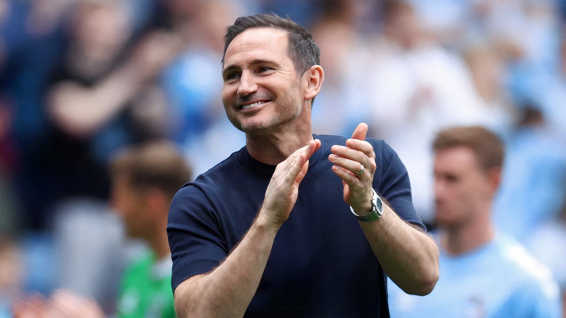Frank Lampard dẫn dắt Coventry City — huấn luyện viên phát hiện tài năng trẻ George Shepherd