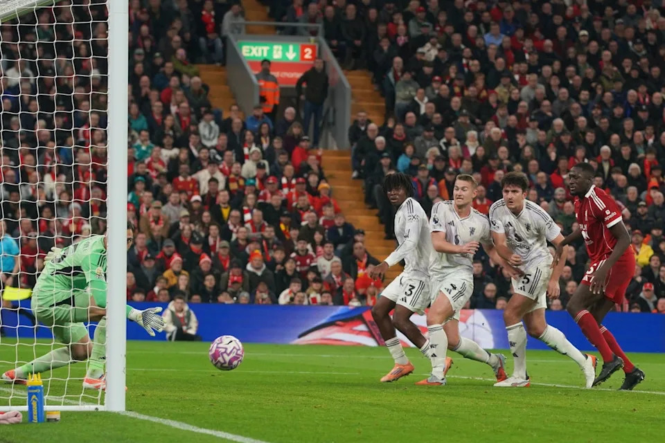 Harry Maguire Đạt Được Đam Mê Giành Chiến Thắng Tại Anfield