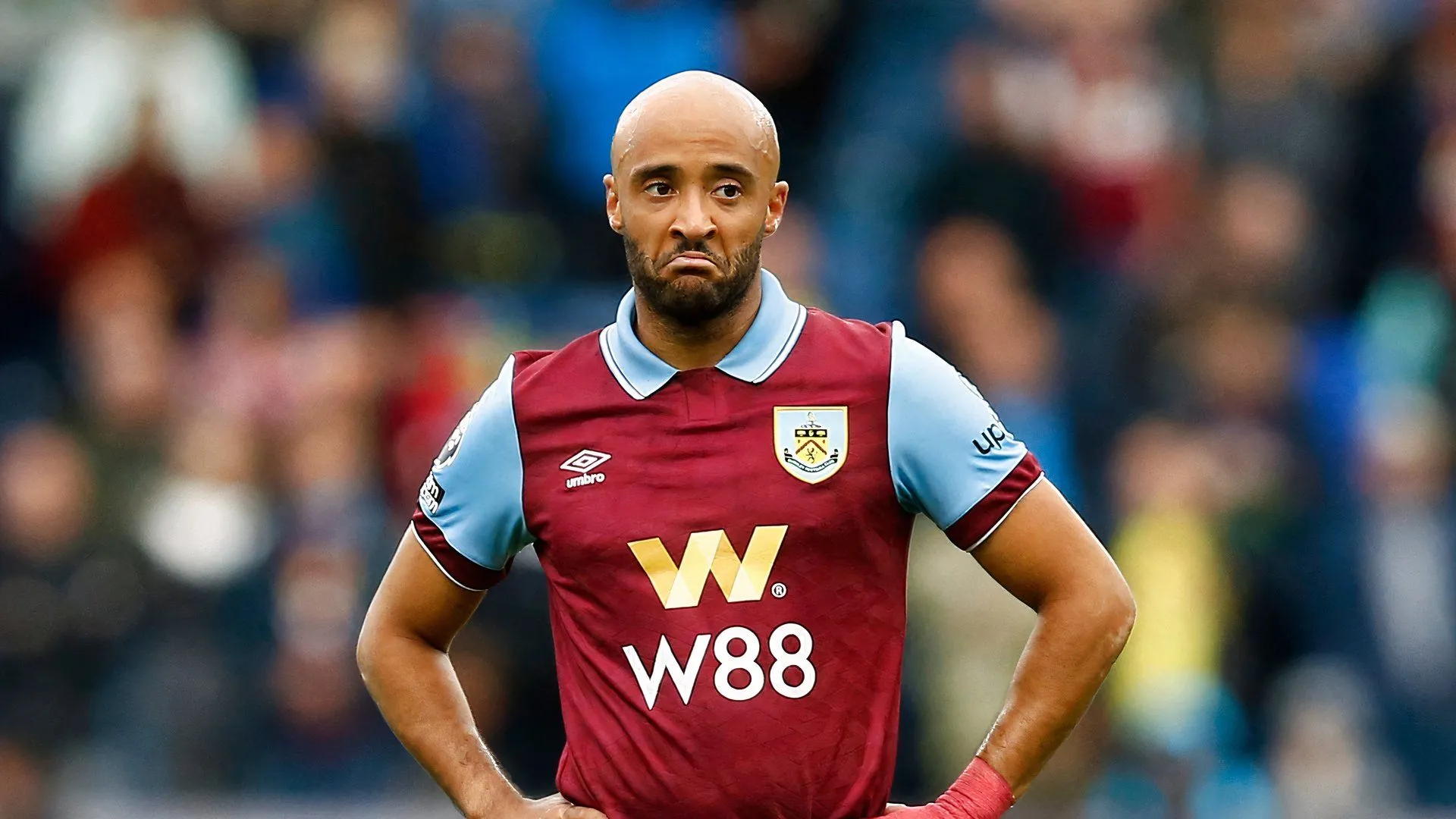 Nathan Redmond, tiền vệ/winger từng khởi nghiệp ở Birmingham, hiện là cầu thủ tự do cần bến đỗ mới